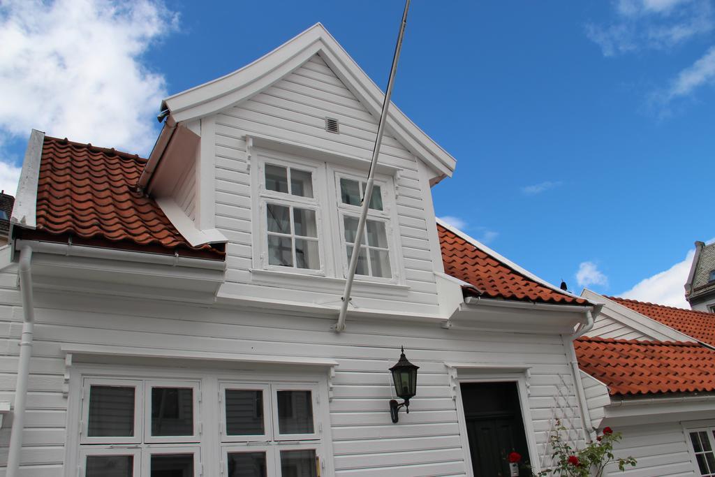 Skuteviken Apartments Anno 1790 Берген Экстерьер фото